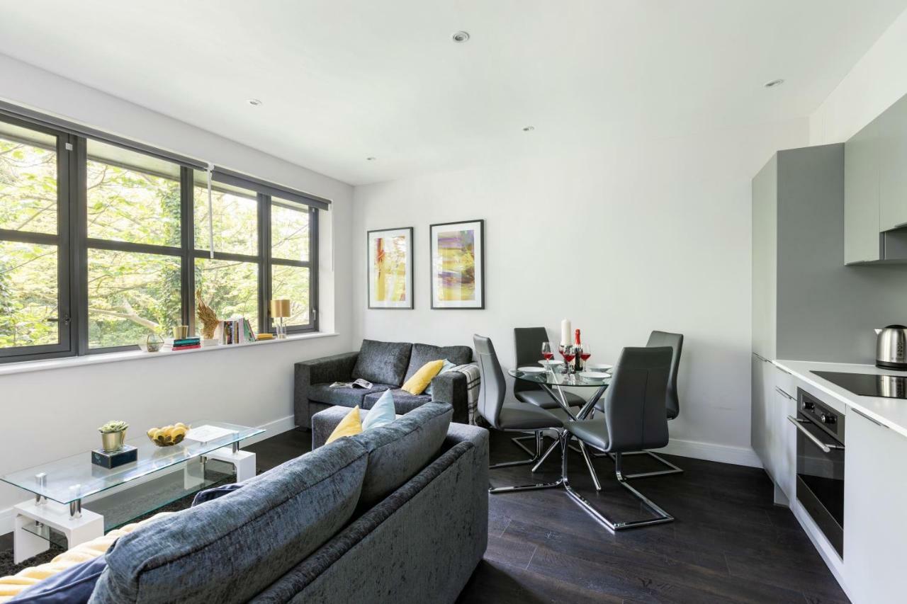 Homely - Watford Premier Apartments Exteriör bild